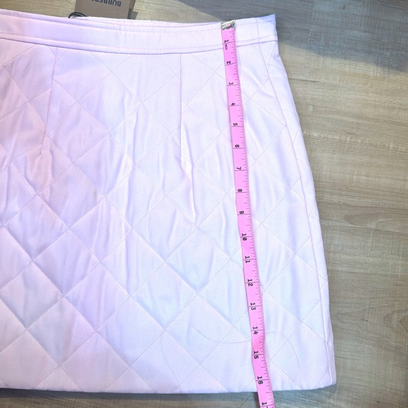 NEW Pink Burberry Quilted Miniskirt Skirt - Picture 7 of 7